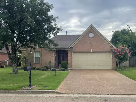 10029 Woodland Grove Dr, Lakeland, TN 38002