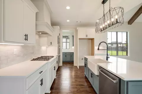 Kitchen - 894 Cypress Vine Cv, Collierville, TN 38017 photo 3 of 7