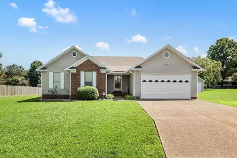 404 Woodview Cv, Covington, TN 38019