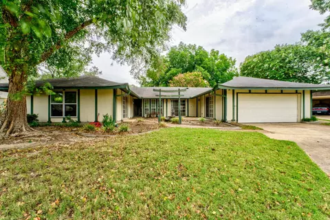 5734 Sleepy Woods Cv, Bartlett, TN 38134