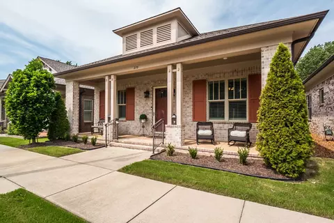279 S Shea Rd, Collierville, TN 38017