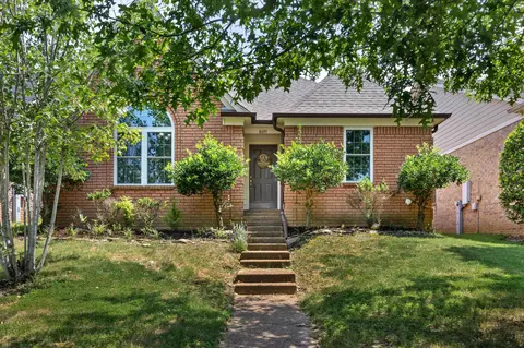 8691 Rogers Park Dr, Memphis, TN 38016