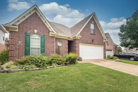 4650 Park Ridge Pkwy, Collierville, TN 38017