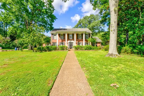 2553 Hollyhock Dr, Germantown, TN 38138