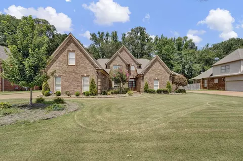 9710 Woodland Vista Dr, Cordova, TN 38018