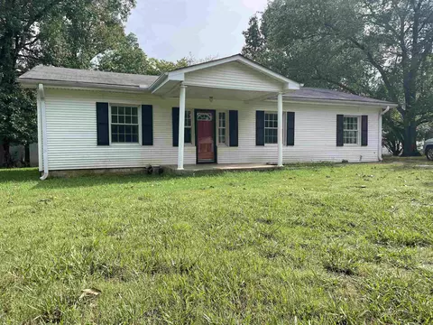 137 Sr-142 Hwy, Selmer, TN 38375