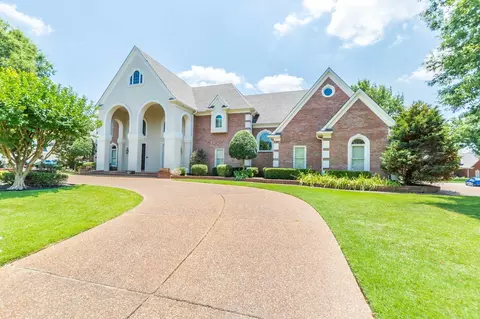 10121 W Shrewsbury Run, Collierville, TN 38017