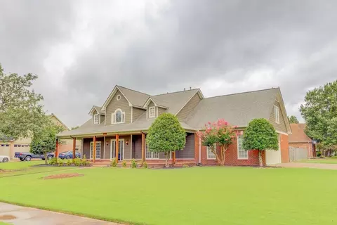 1633 Beckenhall St, Collierville, TN 38017