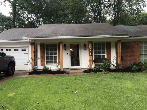 969 Greencliff Rd, Collierville, TN 38017