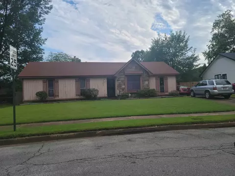 6527 Red Birch Dr, Memphis, TN 38115