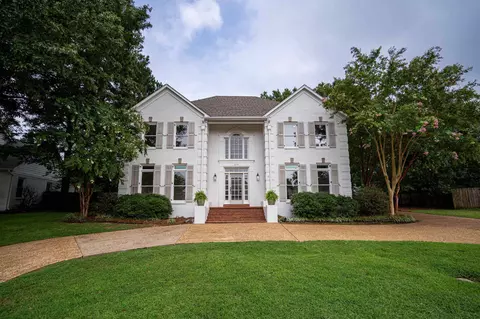 2254 E Glenalden Dr E, Germantown, TN 38139