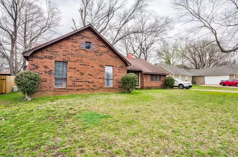 4491 Grinstead Cv, Memphis, TN 38141 photo 2