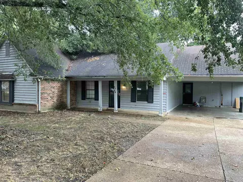 6748 Burlingame Dr, Memphis, TN 38141