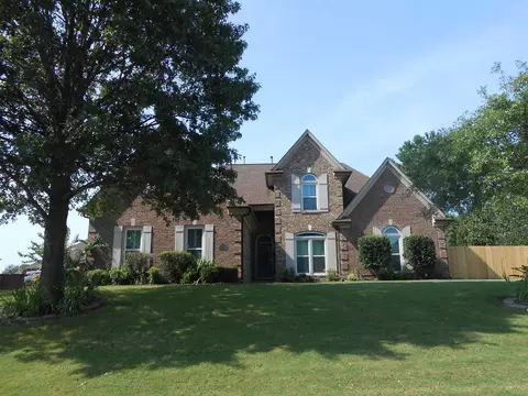 428 Tribal Woods Rd, Collierville, TN 38017