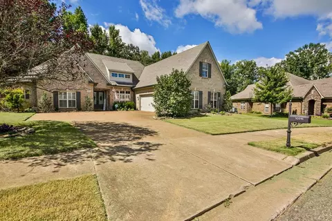10345 Twisting Pine Ln, Lakeland, TN 38002