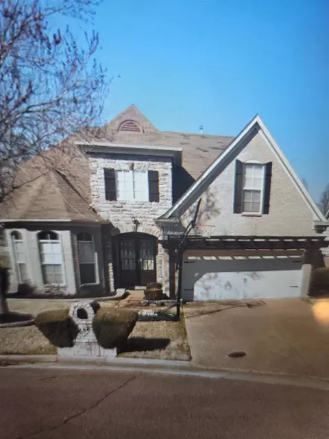 7648 Brookwater Cv, Memphis, TN 38125
