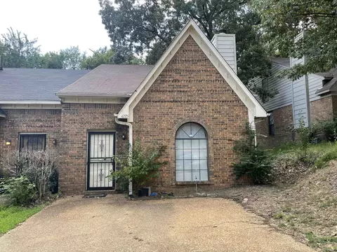 4225 Cedartree Dr, Memphis, TN 38141