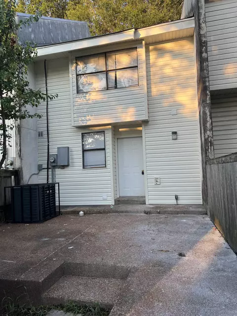 2785 Carol Trace Walk Rd #31, Memphis, TN 38115