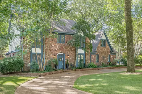 2130 Kilbirnie Dr, Germantown, TN 38139