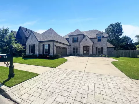 73 Grays Park Dr, Cordova, TN 38018