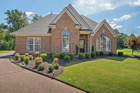 8929 Village Lake Ln, Arlington, TN 38002