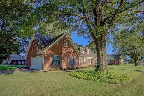 7920 Quito Rd, Millington, TN 38053