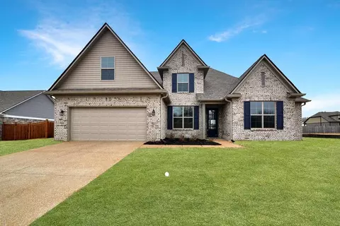 42 S Bigham Cv, Munford, TN 38058