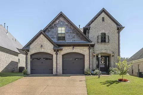 290 Garden Springs Dr, Oakland, TN 38060