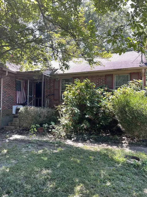 1063 Sandra Rd, Memphis, TN 38122