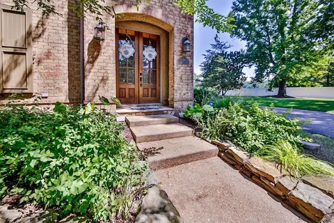 796 Deloach Ln, Collierville, TN 38017
