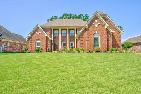 9025 Carriage Creek Rd, Arlington, TN 38002