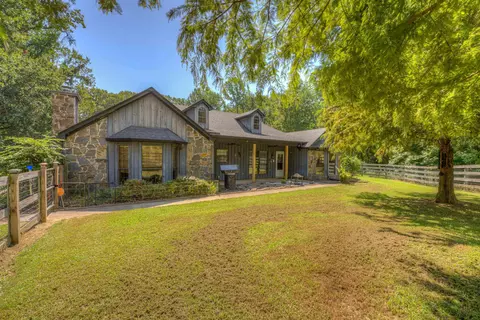 304 Faulk Rd, Millington, TN 38053