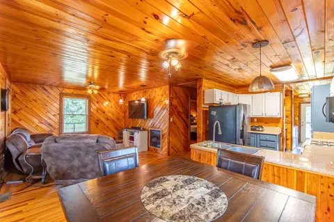 605 Vista River Ln, Morris Chapel, TN 38361