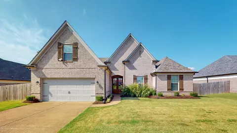 9104 Oakvale Dr, Cordova, TN 38016
