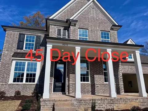 10272 Liam Ln, Collierville, TN 38017