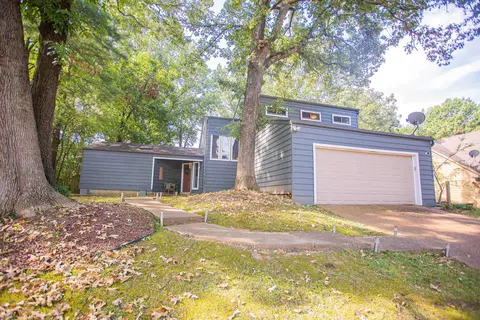 8503 E Chippingham Dr, Cordova, TN 38016