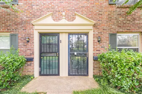 5889 Park Ave #5889, Memphis, TN 38119