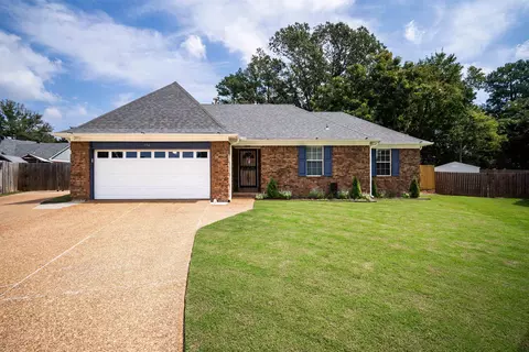 3766 S Bluff Pt, Bartlett, TN 38135