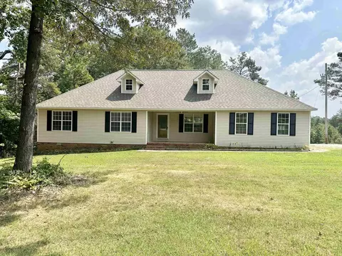 5340 Michie Pebble Hill Rd, Michie, TN 38357