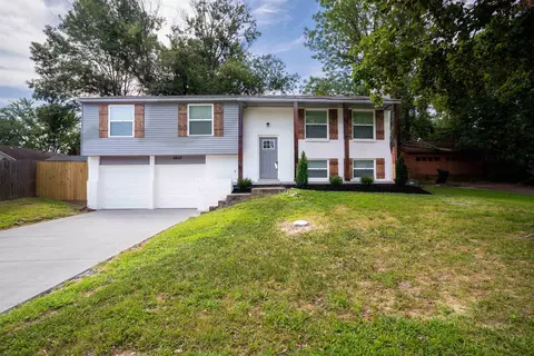 6849 Autumnhill Ln, Bartlett, TN 38135