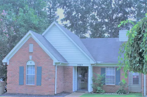 5563 Oak Branch Cir S, Memphis, TN 38135