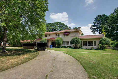 4938 W Lions Gate Dr, Memphis, TN 38116