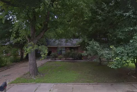 820 Archie Dr, Memphis, TN 38127