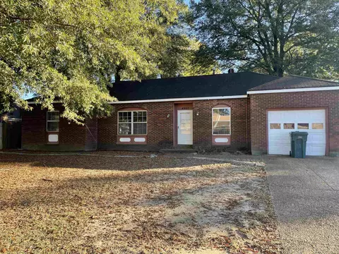 4951 Fairbrook Ave, Memphis, TN 38118