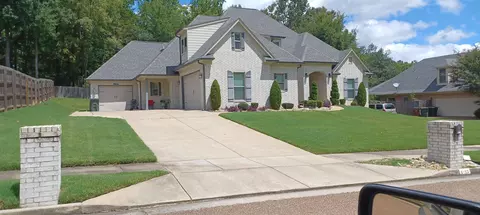6150 Kimberly Elise St, Bartlett, TN 38135