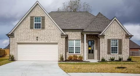 8790 Windstone Estate Cv, Millington, TN 38053