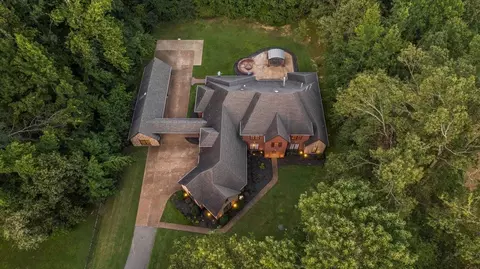 11235 Silsbe Ln, Eads, TN 38028
