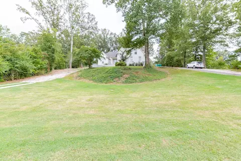 8835 Robertson Ln, Olive Branch, MS 38654