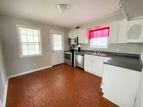 4498 Applegate St, Memphis, TN 38109 photo 8