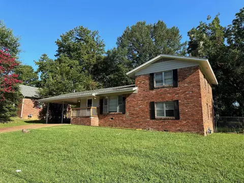 4482 Yale Rd, Memphis, TN 38128